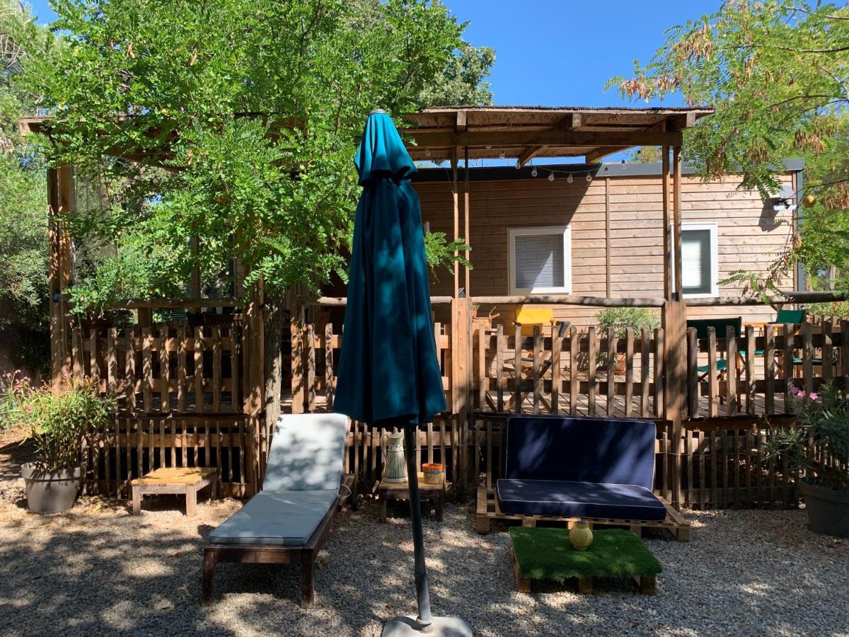 Le Clos Du Bonheur 르프라데 외부 사진